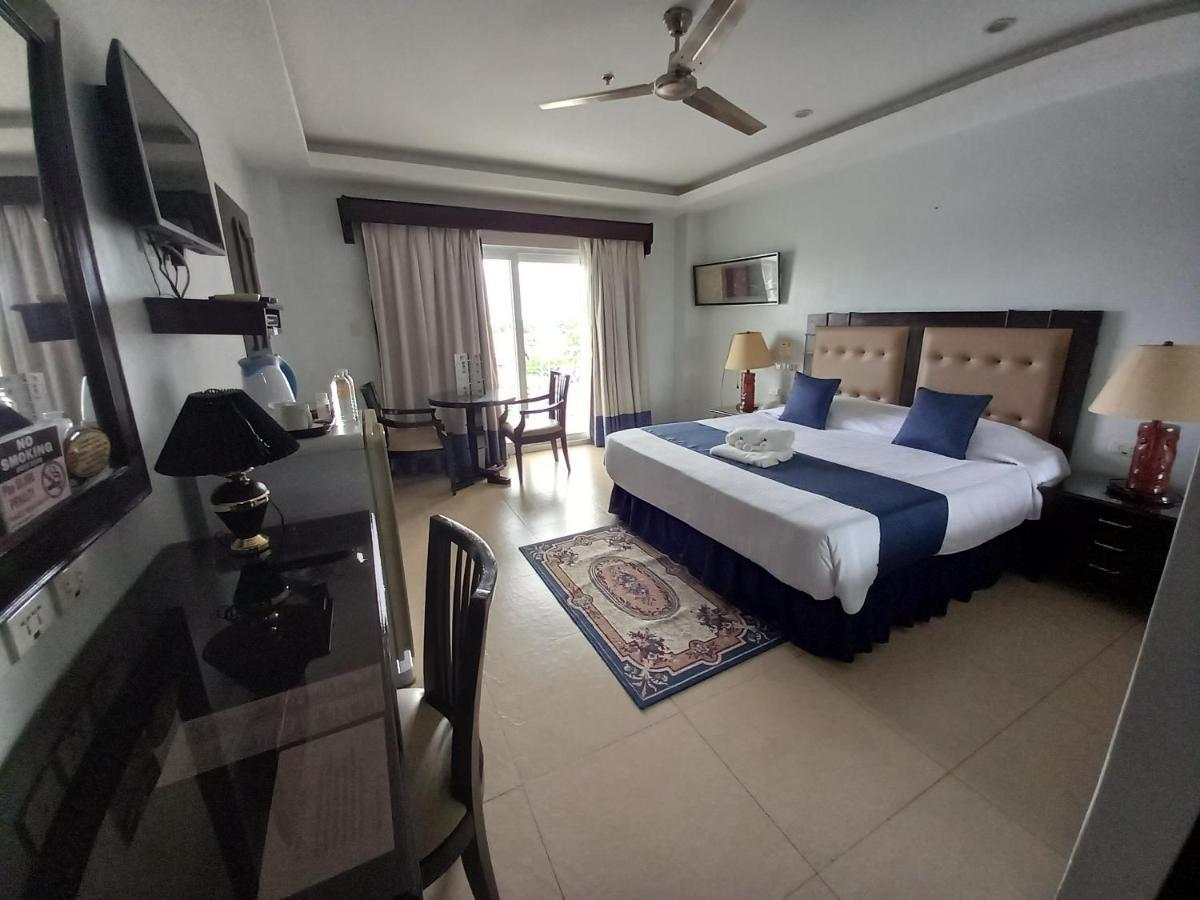 אנגלס Wild Orchid Resort מראה חיצוני תמונה