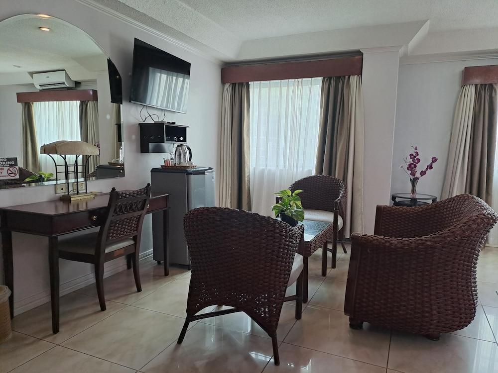 אנגלס Wild Orchid Resort מראה חיצוני תמונה