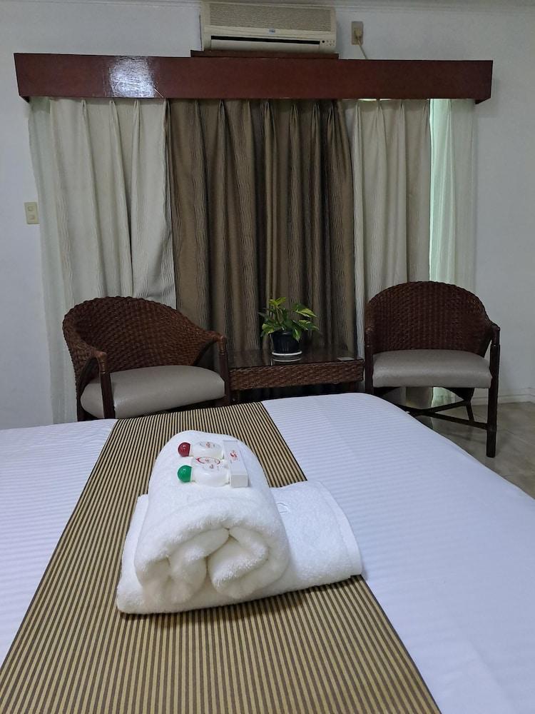 אנגלס Wild Orchid Resort מראה חיצוני תמונה